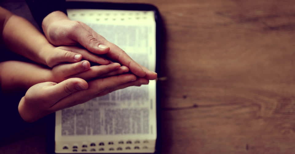 Artykuły na Wielki Post - znaczenie świąt religijnych, modlitwy, Pisma Święte i inne.